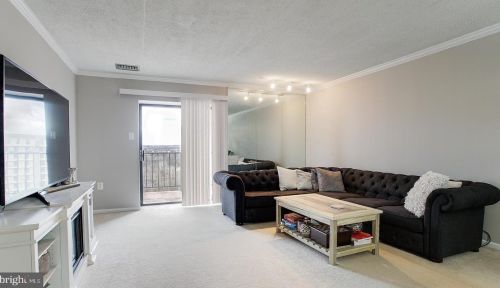 11303 Valley Forge Cir, Norristown, PA 19406-1190