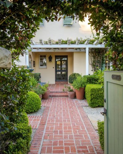 1530 Mimosa Ln, Santa Barbara CA  93108-2645 exterior
