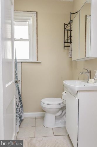 133 Mill Rd, Norristown PA  19401-1816 exterior