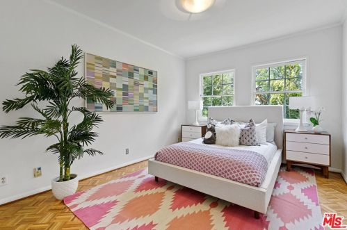 12259 Hartsook St, North Hollywood CA  91607-3054 exterior