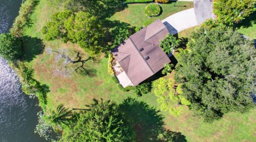 4136 Grove Park Ln, Boynton Beach, FL 33436-8803