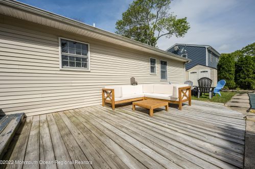 5 Adams Dr, Bricktown NJ 08724-3253 exterior