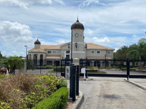 104 Peacock Blvd, Fort Pierce, FL 34986-3466
