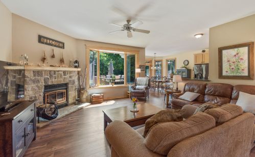 5268 High Ridge Trl, West Bend, WI 53095-7867