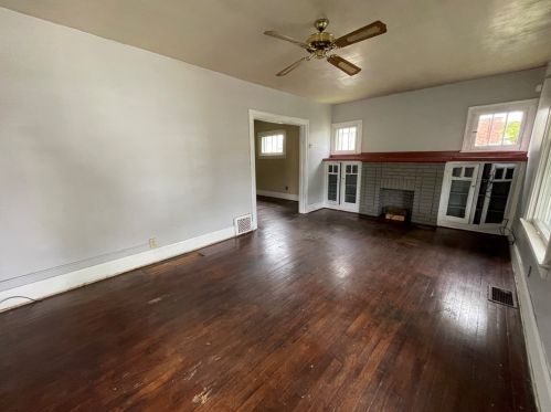 224 Sheridan Ave, New Castle PA  16105-2560 exterior