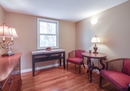 204 Dunstable Rd, Nashua NH  03062-2340 exterior