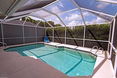 8096 San Vista Cir, Naples, FL 34109-7176