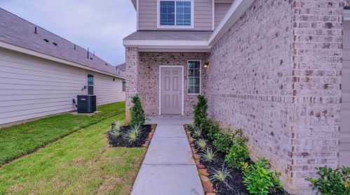3456 Wooded Ln, Conroe TX  77301-2050 exterior