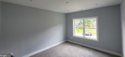 6912 Westlawn Dr, Falls Church VA  22042-2653 exterior