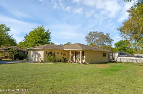 30213 Palm Ave, Mount Plymouth, FL 32776-9111