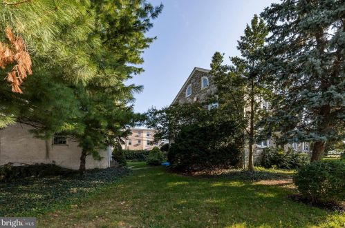 711 Marshall St, Norristown PA 19401-4113 exterior