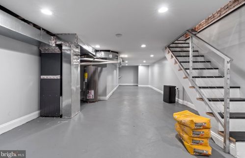 322 42 St, Philadelphia PA 19104-4062 exterior