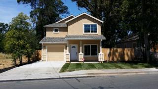 3879 8th Ave, Sacramento, CA 95817-3319