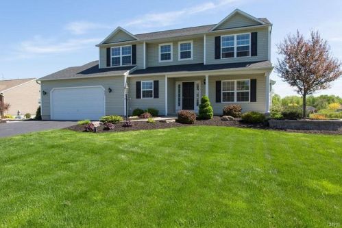 6397 Finish Line Trl, Brewerton, NY 13029-8675