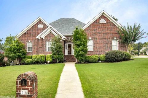 36 Spring Dr, North Little Rock, AR 72113-6381