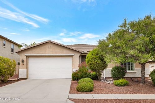 3585 Silver Buckle Pl, Tucson, AZ 85739-8348