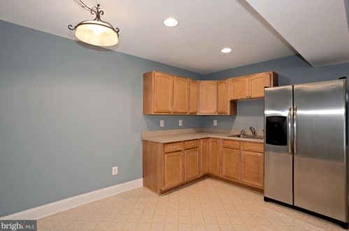 168 Positano Ct, Purcellville VA  20132-5815 exterior