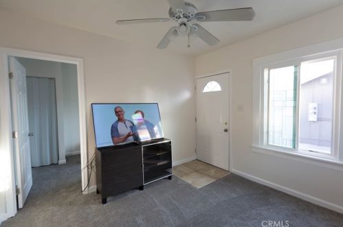 1203 Doidge Ct, Long Beach, CA 90813-3715