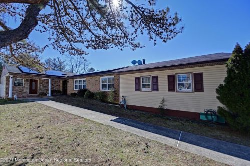 2115 Florence Ave, Hazlet, NJ 07730-4015
