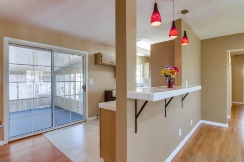 6100 Henderson Dr, La Mesa CA  91942-4016 exterior