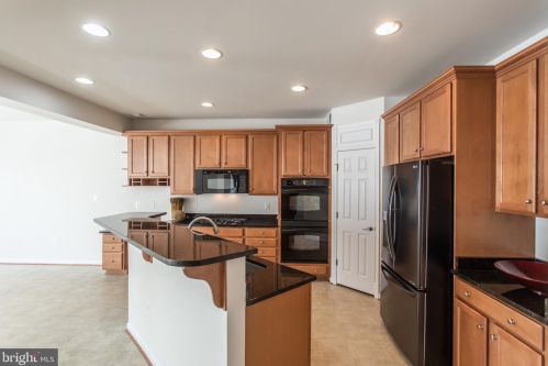 14708 Keavy Ridge Ct, Haymarket, VA 20169-5403
