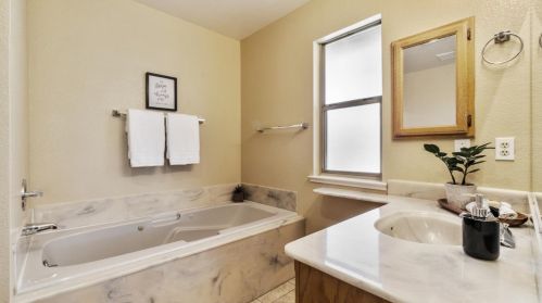 1510 Sutter Creek Dr, Folsom CA  95762-4060 exterior