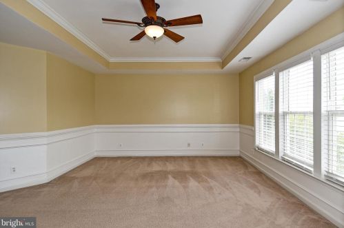 6022 Slippery Rock Rd, Haymarket VA  20169-3312 exterior