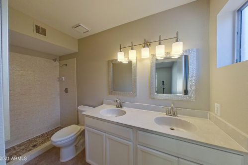 860 Alamo Dr, Chandler AZ 85224-1873 exterior