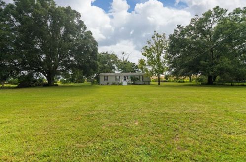 18631 Harvel Ln, Dade City FL  33523-6566 exterior