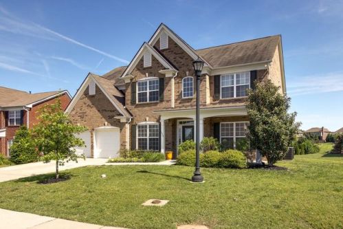 1828 Erlinger Dr, Nolensville TN  37135-9525 exterior