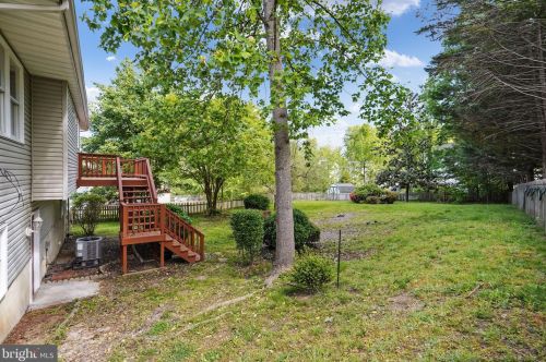 7309 Drew Ln, Fredericksburg VA  22407-6667 exterior