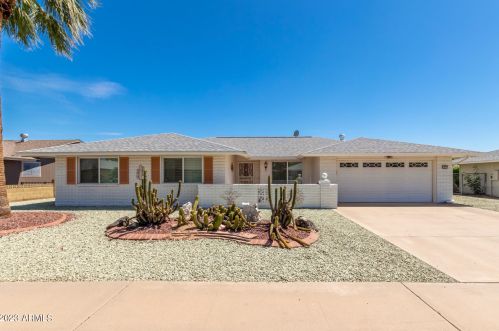 9517 Pineridge Dr, Sun City, AZ 85351-2440