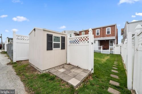 116 8 St, Norristown PA 19405-1202 exterior