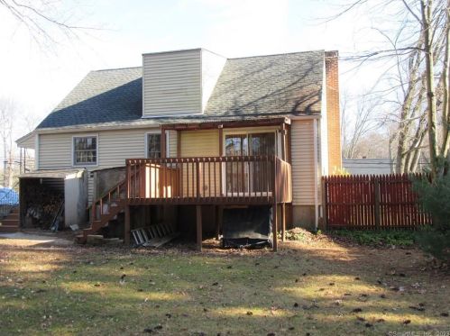 57 Tyler St, Bloomfield, CT 06002-3108