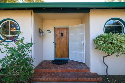 1402 Scenic Dr, Modesto, CA 95355-4904