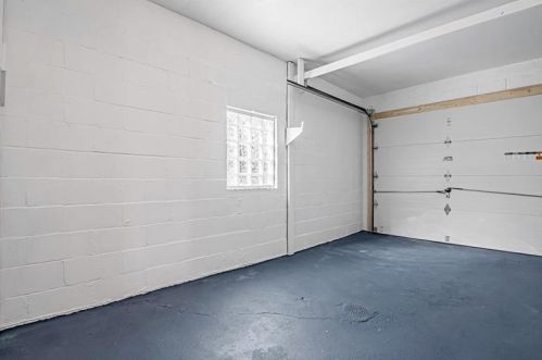 125 Kenmont Ave, New Kensington PA  15068-2927 exterior