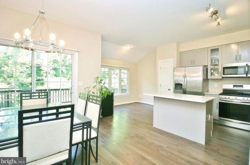 14146 Madrigal Dr, Woodbridge, VA 22193-7915