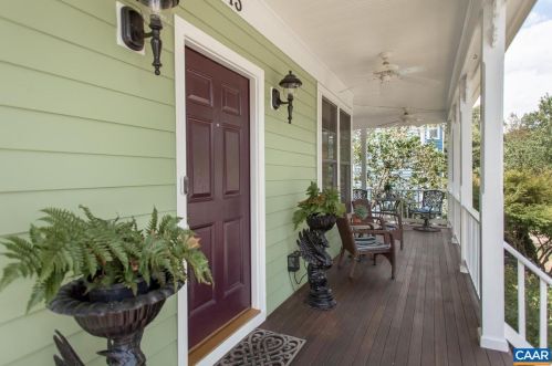 1515 Edmond Dr, Crozet, VA 22932-2876