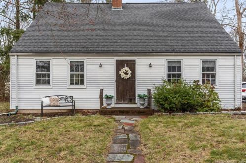 373 Griswold St, Glastonbury, CT 06033-1233