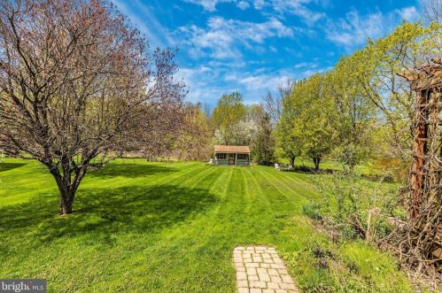 309 Williams Cir, Collegeville PA  19473-2344 exterior