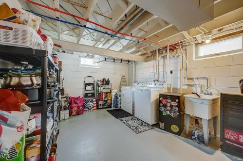 3316 Honey Creek Dr, Milwaukee WI  53219-3911 exterior