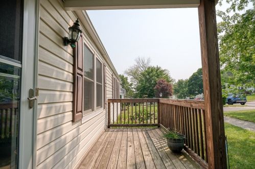102 Loch Shin Dr, Moon Twp, PA 15108-9617