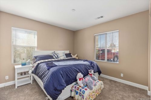 1724 Milling St, Lancaster CA exterior