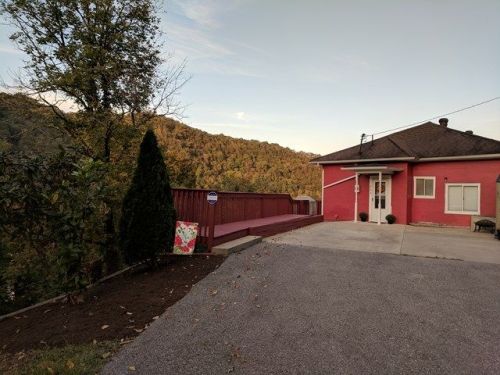265 Poplar St, Pikeville, KY 41501-9069