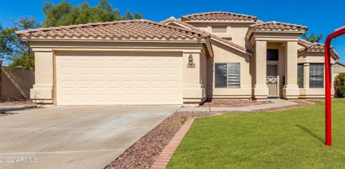 3302 Stanford Ave, Gilbert, AZ 85234-2150