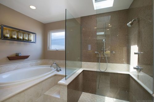 1475 Beryl St, San Diego CA 92109-2212 exterior