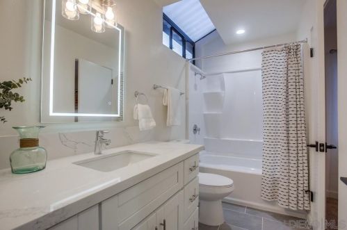 6226 Caminito Del Oeste, San Diego CA  92111-6829 exterior