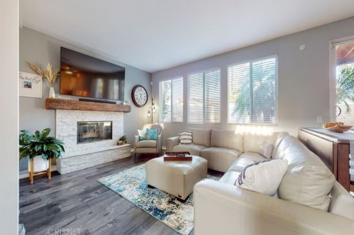 30416 Mallorca Pl, Santa Clarita CA  91384-4787 exterior