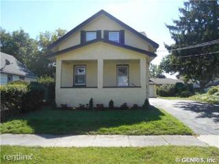 67 Lefrois St, Rochester, NY 14621-2654