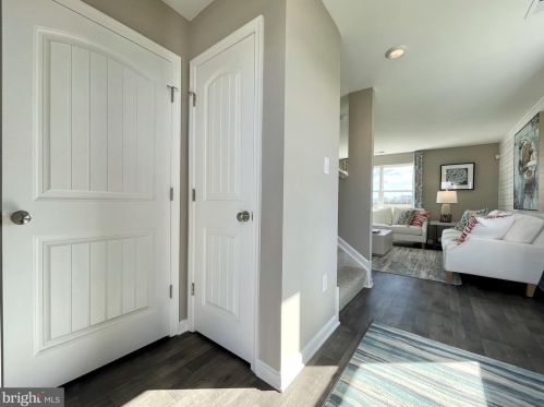 422 Grainery Way, Seaford DE  19973-7611 exterior